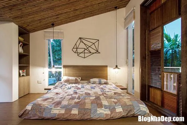 Ngôi nhà có cách sử dụng gỗ tự nhiên làm trần nhà đáng học hỏi