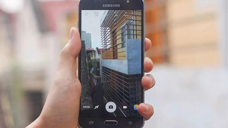 Cách bật/tắt âm thanh khi chụp ảnh trên điện thoại Samsung đơn giản