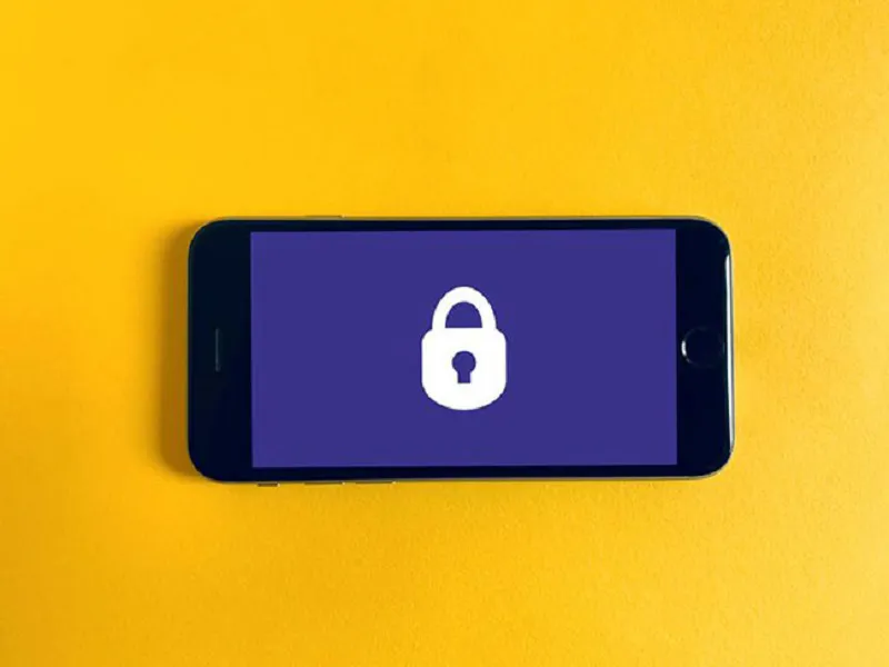 Điện thoại unlocked là gì? Cách nhận biết, nên mua bản gốc hay unlock?